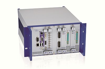 Der E-712 Controller ist Bestandteil der schnellen F-712 Alignmentsysteme