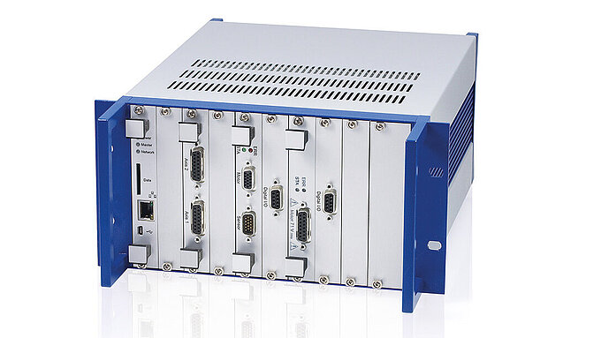 PI C-885 with cover plates Physik Instrumente (PI) C-885 with cover plates